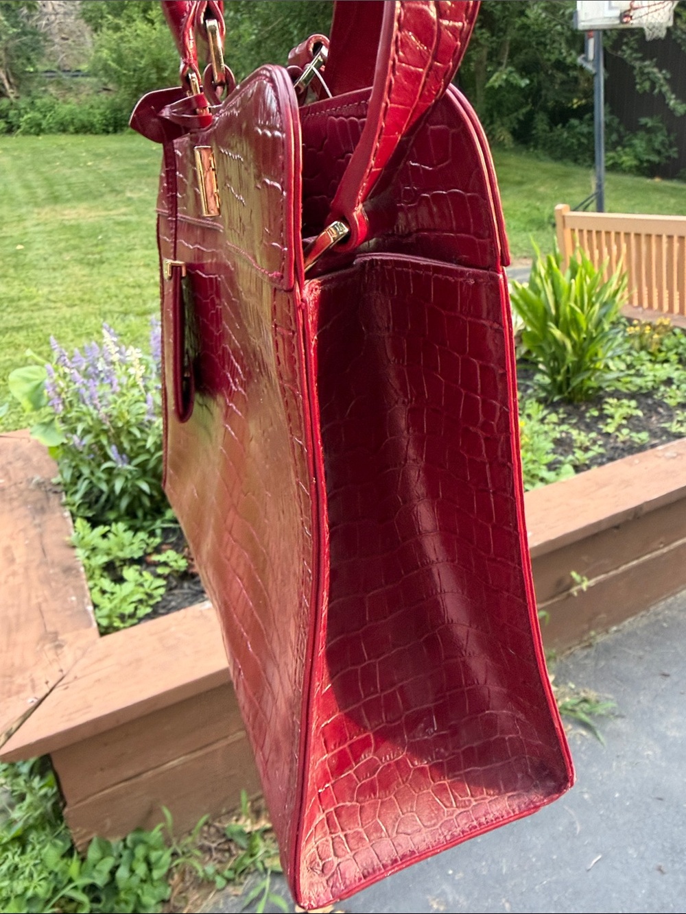 Talbots ~ Deep Red Croc-Embossed Tote Bag with Turn-Lock Closure - Picture 5 of 10